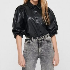ONLY Jil-Ronya Puff Sleeve Faux Leather Button Front Blouse in Black, EUC!